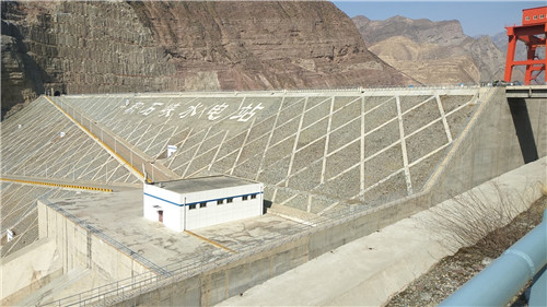 PTN材料應(yīng)用于積石峽水電站泄水建筑物伸縮縫修復(fù)